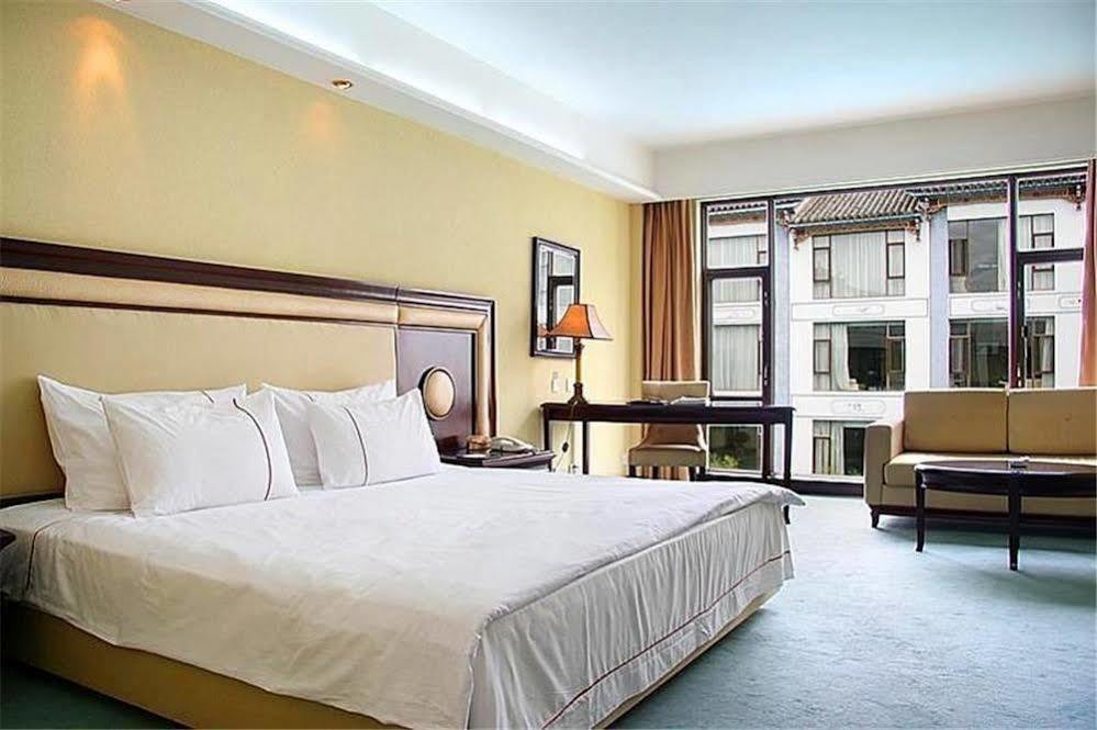 Regent Hotel Dali  Extérieur photo